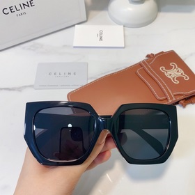 CELINE Модель： CL40239F Размер： 55 x 20 x 145