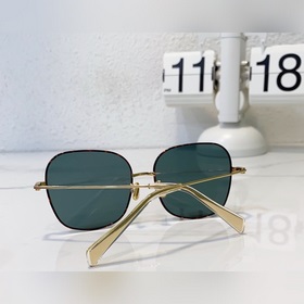 CELINE Модель： CL50045U Размер： 57х17-145