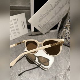 CHANEL Модель CH6235 ~~Цвет чайного молока