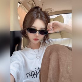 Новые весенние хиты от Chanel Первое появление CH7980 53 отверст