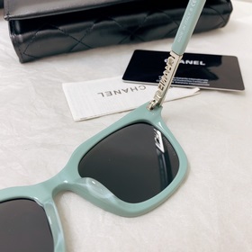 CHANEL CH5689 Детали  Размеры： 53-19-145