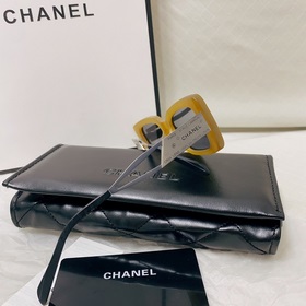 Новая модель на официальном сайте Chanel： CH10519 Модель с фирме