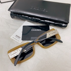 Новая модель на официальном сайте Chanel： CH10519 Модель с фирме