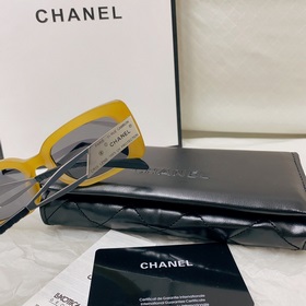 Новая модель на официальном сайте Chanel： CH10519 Модель с фирме