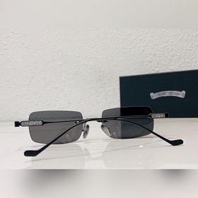 CHROME HEARTS Модель： SOFFFFFFFFERS II Размер： 54-21-150