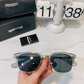 CHROME HEARTS Модель： BONENNOISSEUR II Размер： 53-19-150