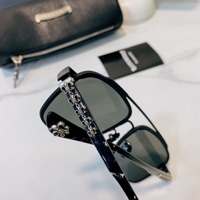 CHROME HEARTS Модель： DO NAD GO Размер： 58-18-149