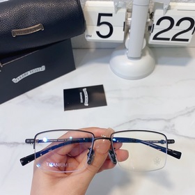 2 CHROME HEARTS Модель： CH8047 Размер： 52-18-148 Титан