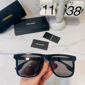 DOLCE & GABBANA* Модель： DG4428 Размер： 55х17-140