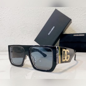 DOLCE & GABBANA* Модель： DG2715 Размер： 56, 18-145