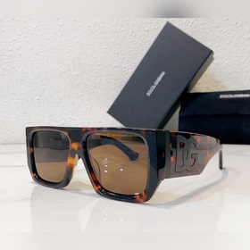 DOLCE & GABBANA* Модель： DG2715 Размер： 56, 18-145