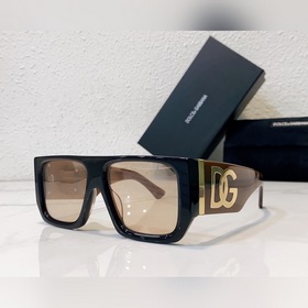 DOLCE & GABBANA* Модель： DG2715 Размер： 56, 18-145