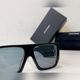 DOLCE & GABBANA* Модель： DG2715 Размер： 56, 18-145