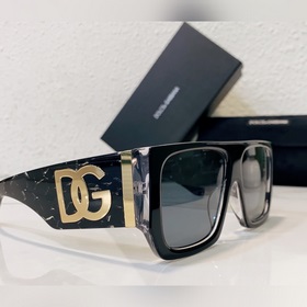DOLCE & GABBANA* Модель： DG2715 Размер： 56, 18-145