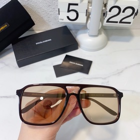 DOLCE & GABBANA* Модель： DG4423 Размер： 54 мм x 19 мм x 145