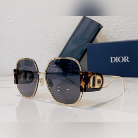 Dior 30 MONTAIGNE S5U, высокая версия Размер： 58 x 19 x 130