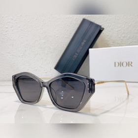 Dior MISSDIORS1U Уникальный дизайн Размер： 56 отделений 18-135 Г