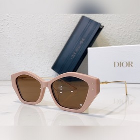 Dior MISSDIORS1U Уникальный дизайн Размер： 56 отделений 18-135 Г