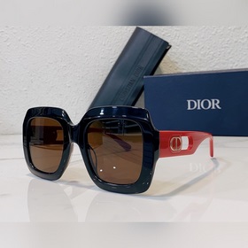 Новинка от Dior CD2802 Размеры： 53 x 25 x 145