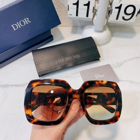 Новинка Dior CD2802 Размеры： 53 x 25 x 145