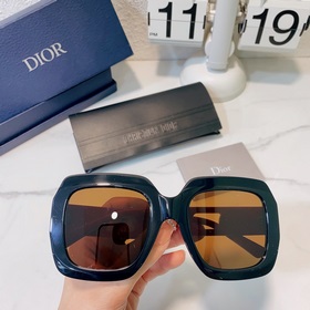 Новинка Dior CD2802 Размеры： 53 x 25 x 145