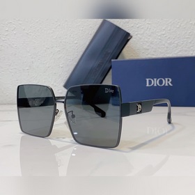 Dior PJ1901 Размер： 64-14-147