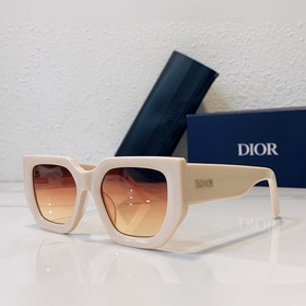 dior Модель： dior STE Размер： 53 x 21 x 145