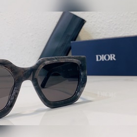 dior Модель： dior STE Размер： 53 x 21 x 145