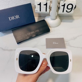 dior Модель： dior MIS Размер： 53 x 24-145