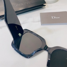 dior Модель： dior MIS Размер： 53 x 24-145