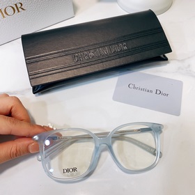 dior Модель： MiniCD O S1I Размер： 53 x 16 x 140