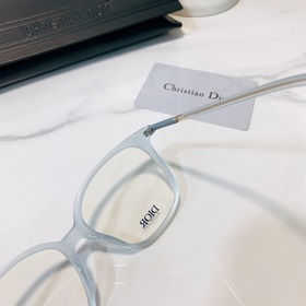 dior Модель： MiniCD O S1I Размер： 53 x 16 x 140