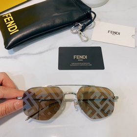 FENDI Модель： FE40062U Размер： 58/16-140