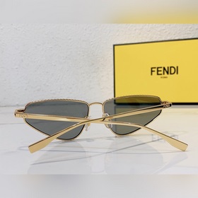 FENDI Модель： FE40068UFF Размер： 57-15-145.