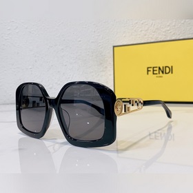FENDI, модель FOL036V, размер： 51-18-145.