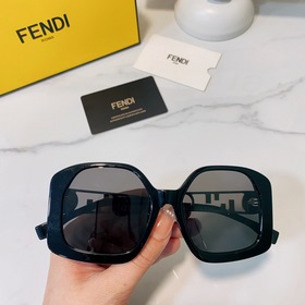 FENDI, модель FOL036V, размер： 51-18-145.