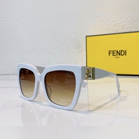 Fendi Модель： FF M1647/F/S Размер： 57/20-145
