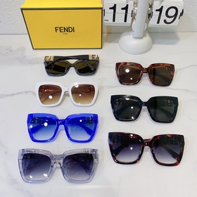 Fendi Модель： FF M1647/F/S Размер： 57/20-145