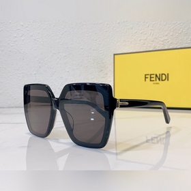 Fendi Модель： FF0763/S Размер： 62-14-140