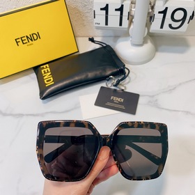 Fendi Модель： FF0763/S Размер： 62-14-140