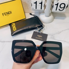 Fendi Модель： FF0763/S Размер： 62-14-140