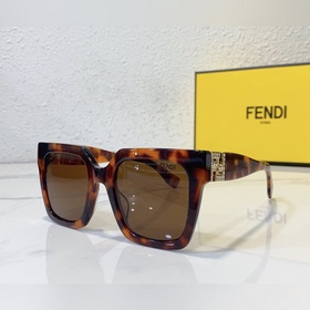 Fendi Модель： M1646/F/S Украшен мелкими бриллиантами, изысканны