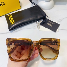 Fendi Модель： M1646/F/S Украшен мелкими бриллиантами, изысканны