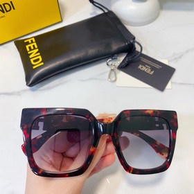 Fendi Модель： M1646/F/S Украшен мелкими бриллиантами, изысканны