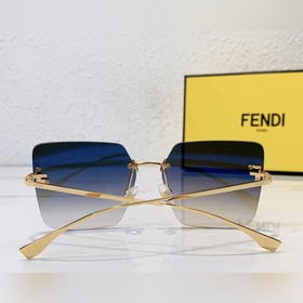 Fendi Модель： FE 4082US Размер： 59х15-135