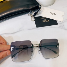 Fendi Модель： FE 4082US Размер： 59х15-135
