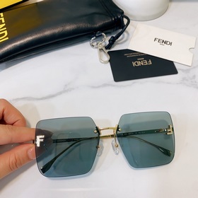 Fendi Модель： FE 4082US Размер： 59х15-135