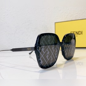 Fendi FF40016 sis：62-18-145