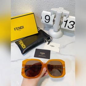 Новые товары на официальном сайте Fendi FE40065U Размер： 56-16-1