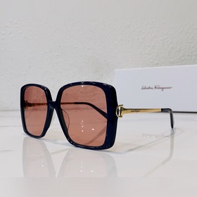 Ferragamo Модель： SF0455W Размер： 56-18-135